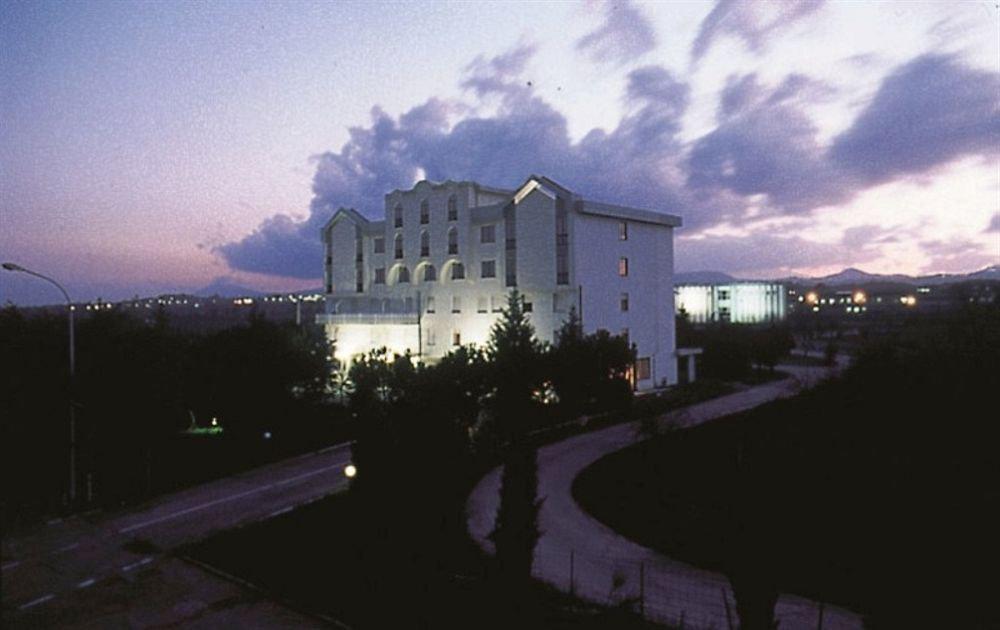 Il Grifo Hotel E Bisteccheria Toscana Montepulciano Stazione Extérieur photo